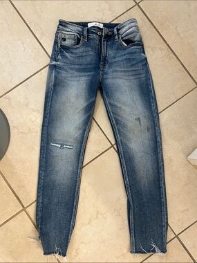 KanCan Women's Distressed Cropped Blue Denim Jeans